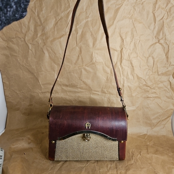 Etienne Aigner Handmade Vintage Turnlock Bag, Purse - Picture 6 of 16